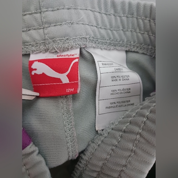 Puma toddler girl's tracksuit, includes a zip-up jacket and matching pants. - Picture 9 of 13